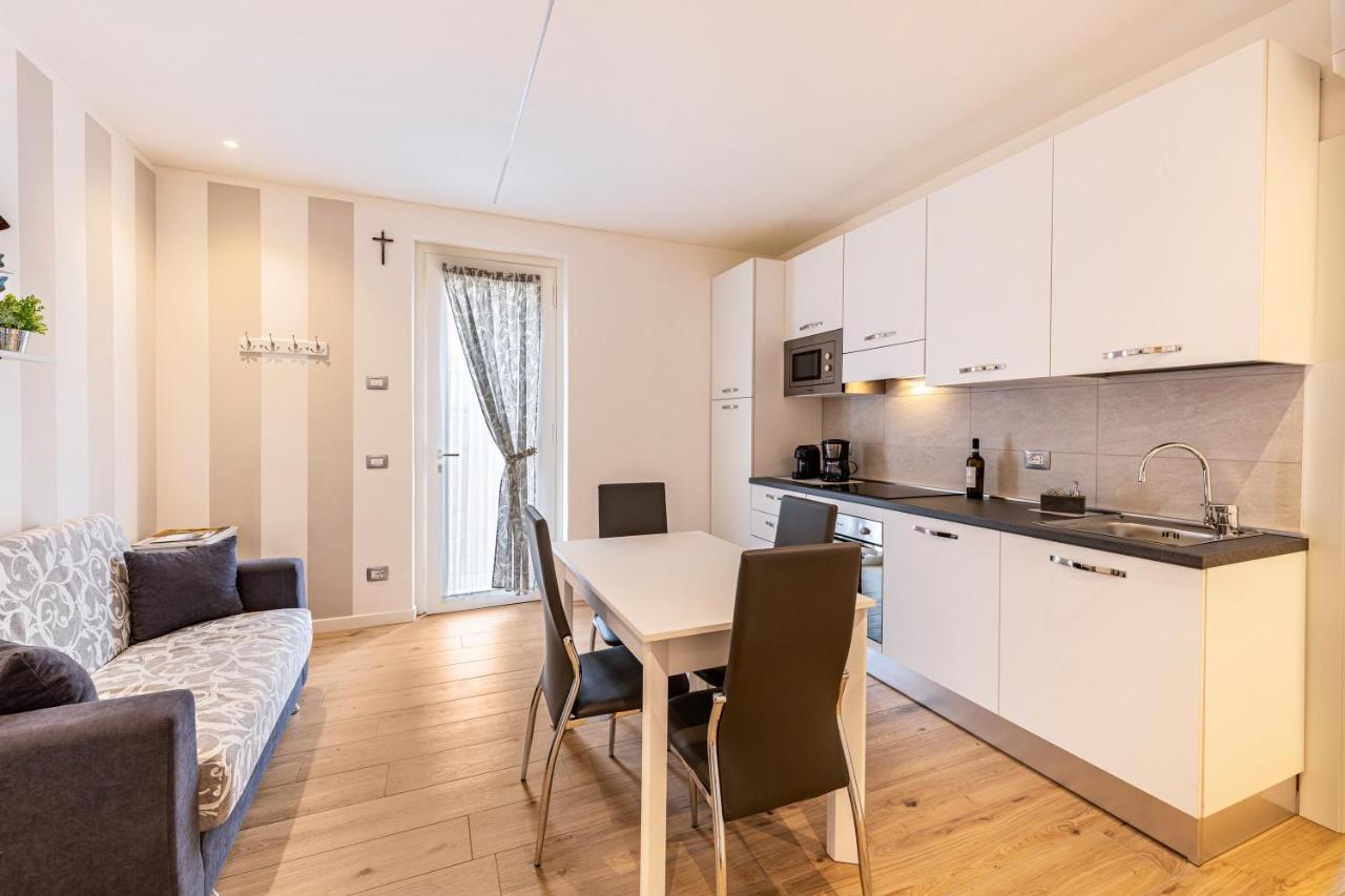 New Casa Ilaria Close To Center トッリ・デル・ベーナコ エクステリア 写真