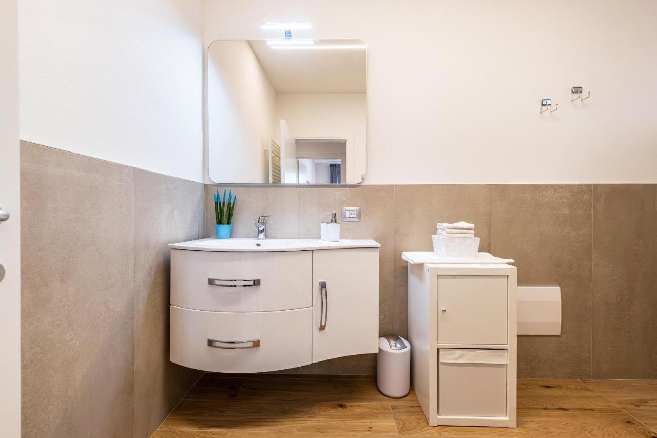 New Casa Ilaria Close To Center トッリ・デル・ベーナコ エクステリア 写真
